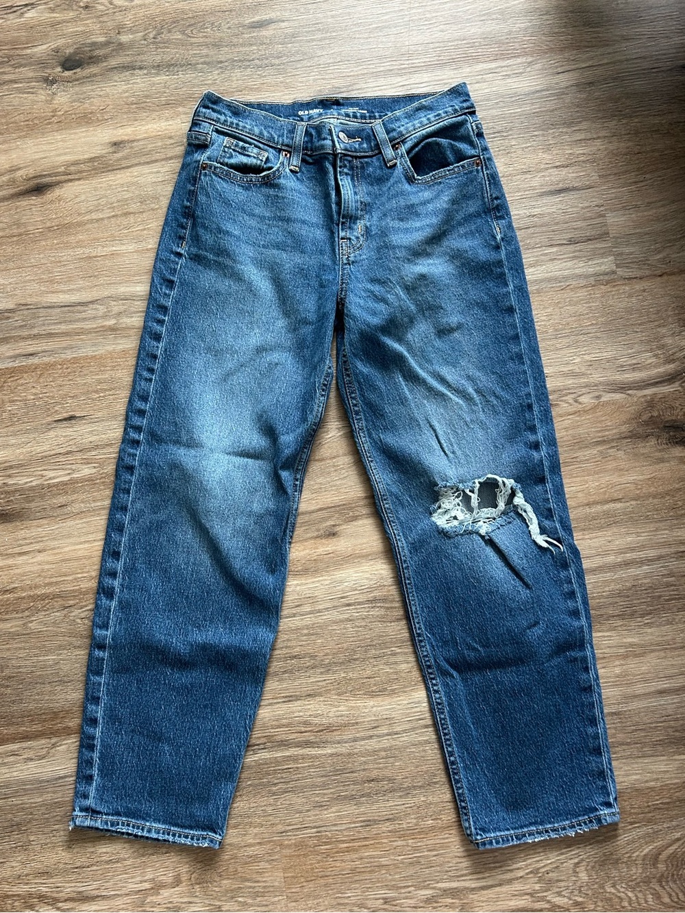 Women’s Old Navy Distressed Boyfriend Loose Blue Jeans